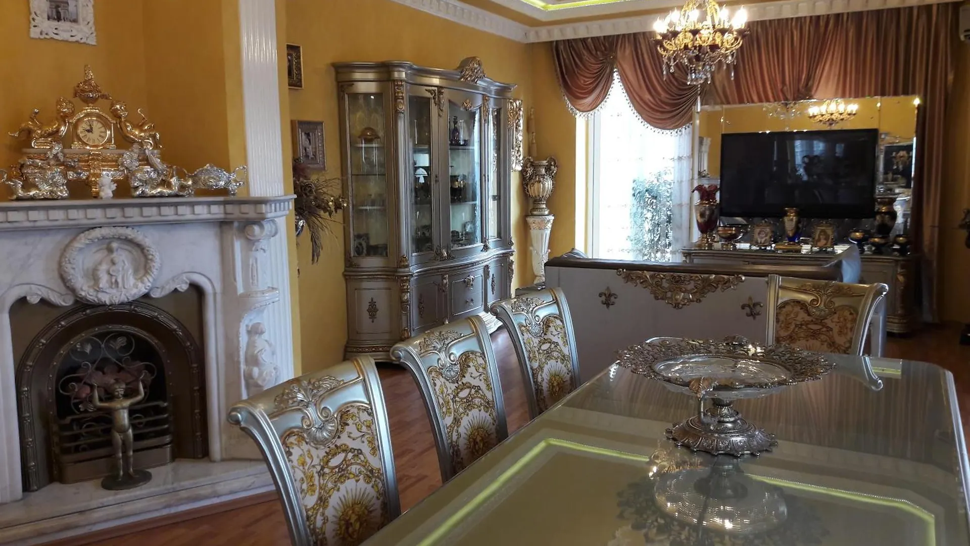 Sahil Garden 4 Bedrooms Baku
